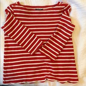 Scalloped Edge Top, Small